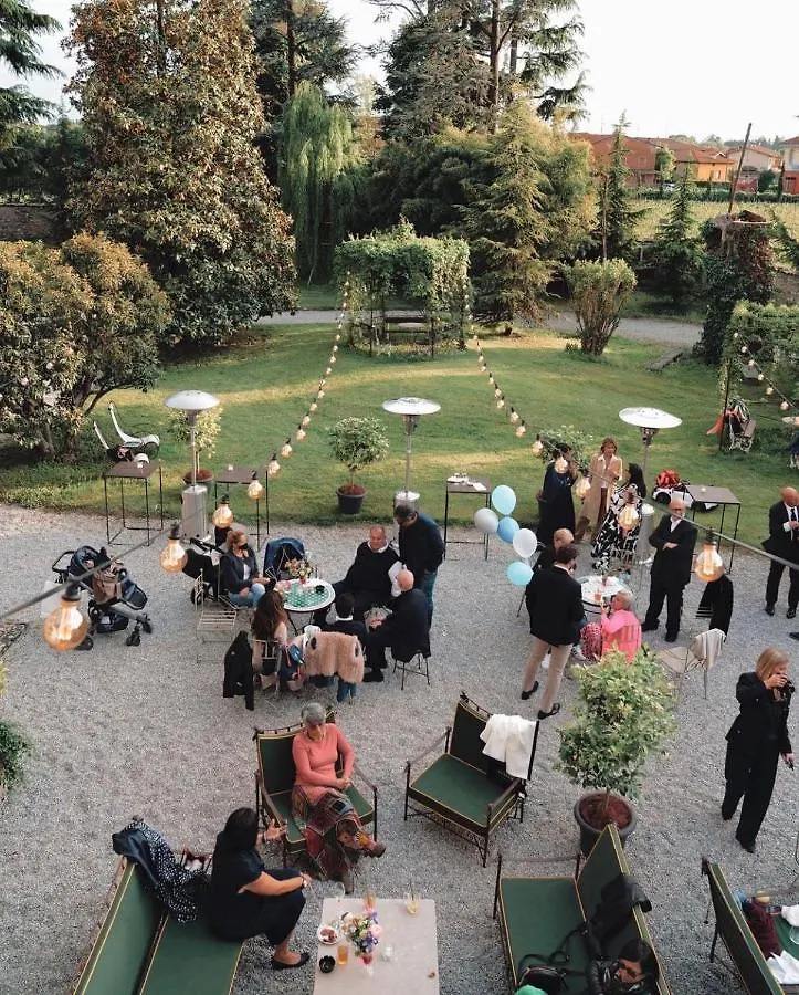 Farm stay Villa Biondelli Wine & Suites Cazzago San Martino
